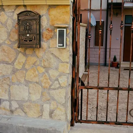 Benvenuti Al Sud فندق مبيت وإفطار كروتوني