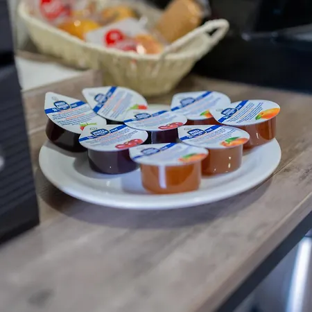 Alojamento de Acomodação e Pequeno-almoço Benvenuti Al Sud 4*